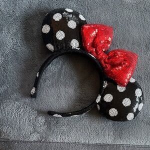 Authentic Mini Mouse Polka Dot Ears with Red Sequin Bow headband ❤️